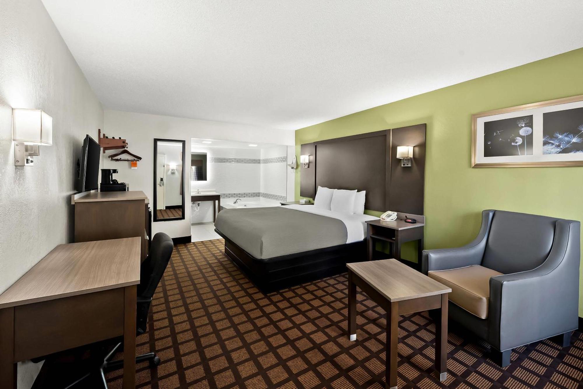 Quality Inn Raeford Esterno foto